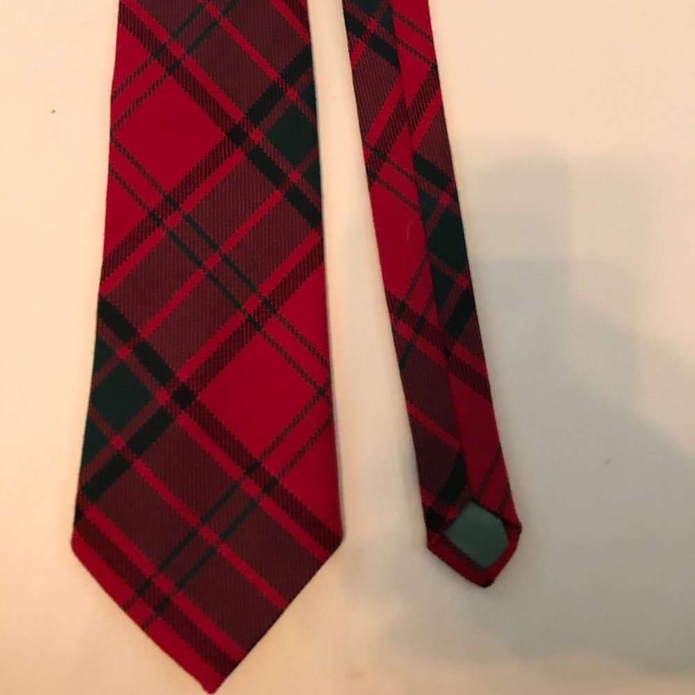 Red plaid tie 👔